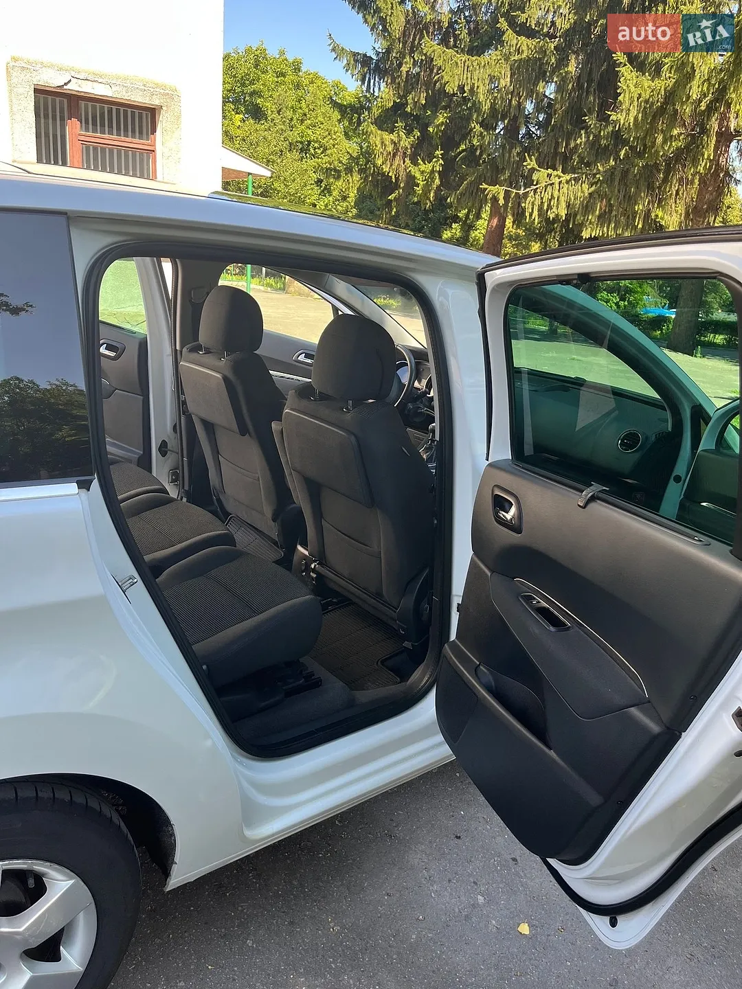 2014 Peugeot 5008 - мініатюра 10