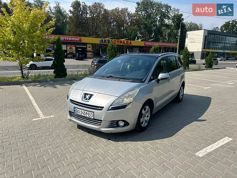 Peugeot 5008