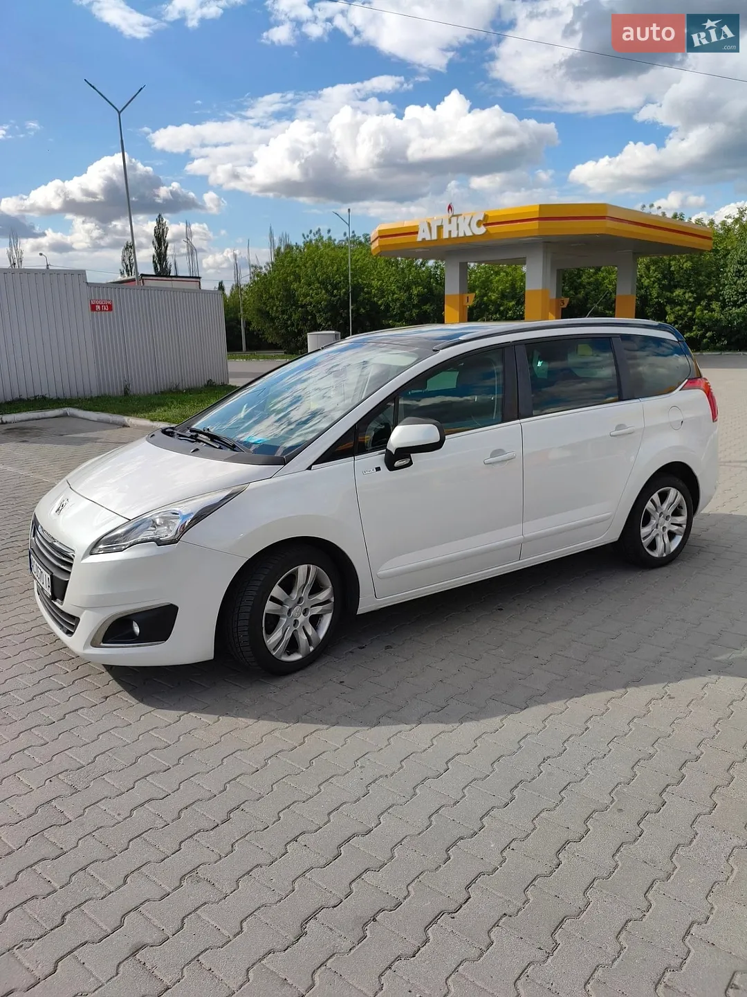 2014 Peugeot 5008 - мініатюра 2