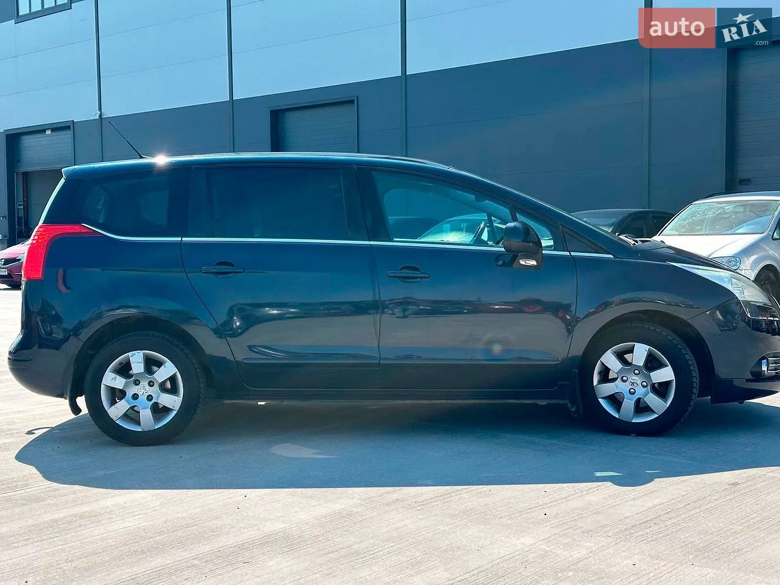 2011 Peugeot 5008 - мініатюра 2