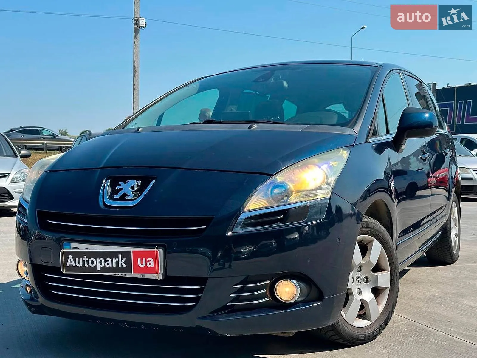 2011 Peugeot 5008 - фото 1