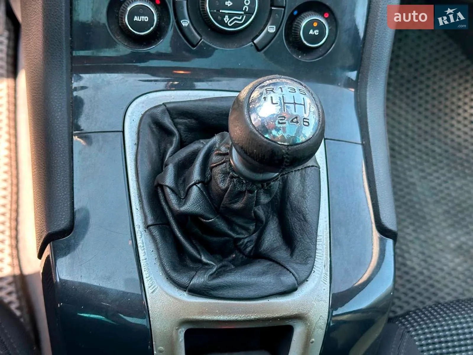 2011 Peugeot 5008 - мініатюра 23