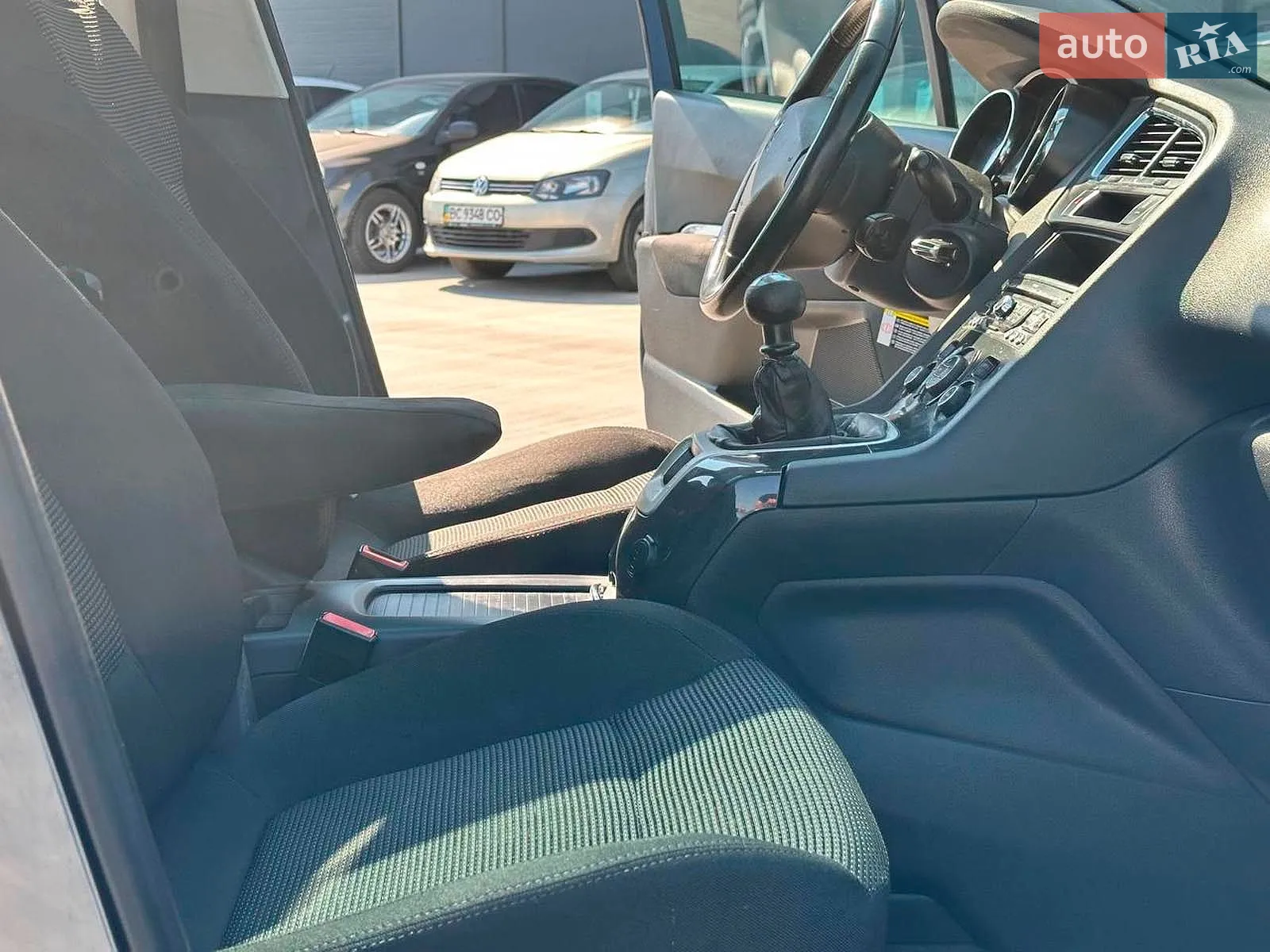 2011 Peugeot 5008 - мініатюра 37