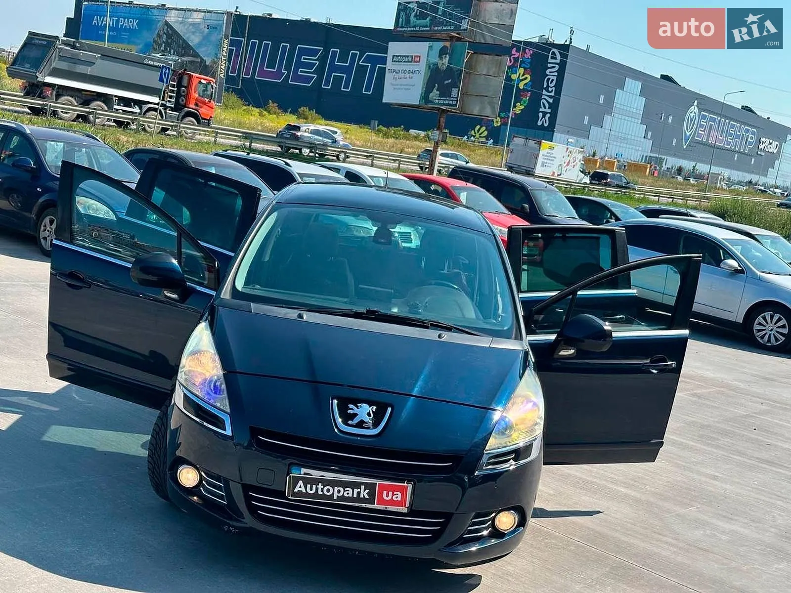 2011 Peugeot 5008 - мініатюра 38