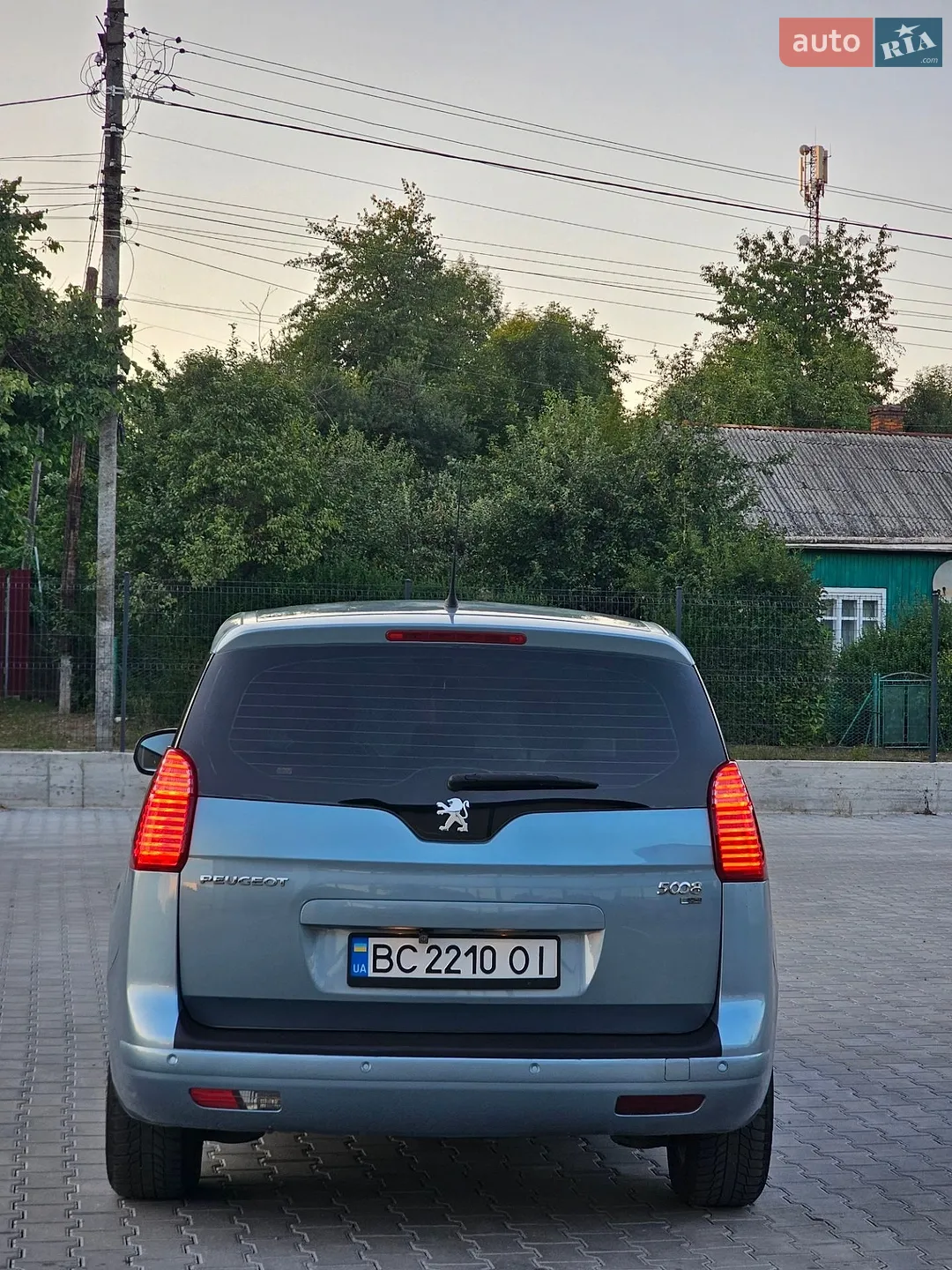 2011 Peugeot 5008 - мініатюра 10