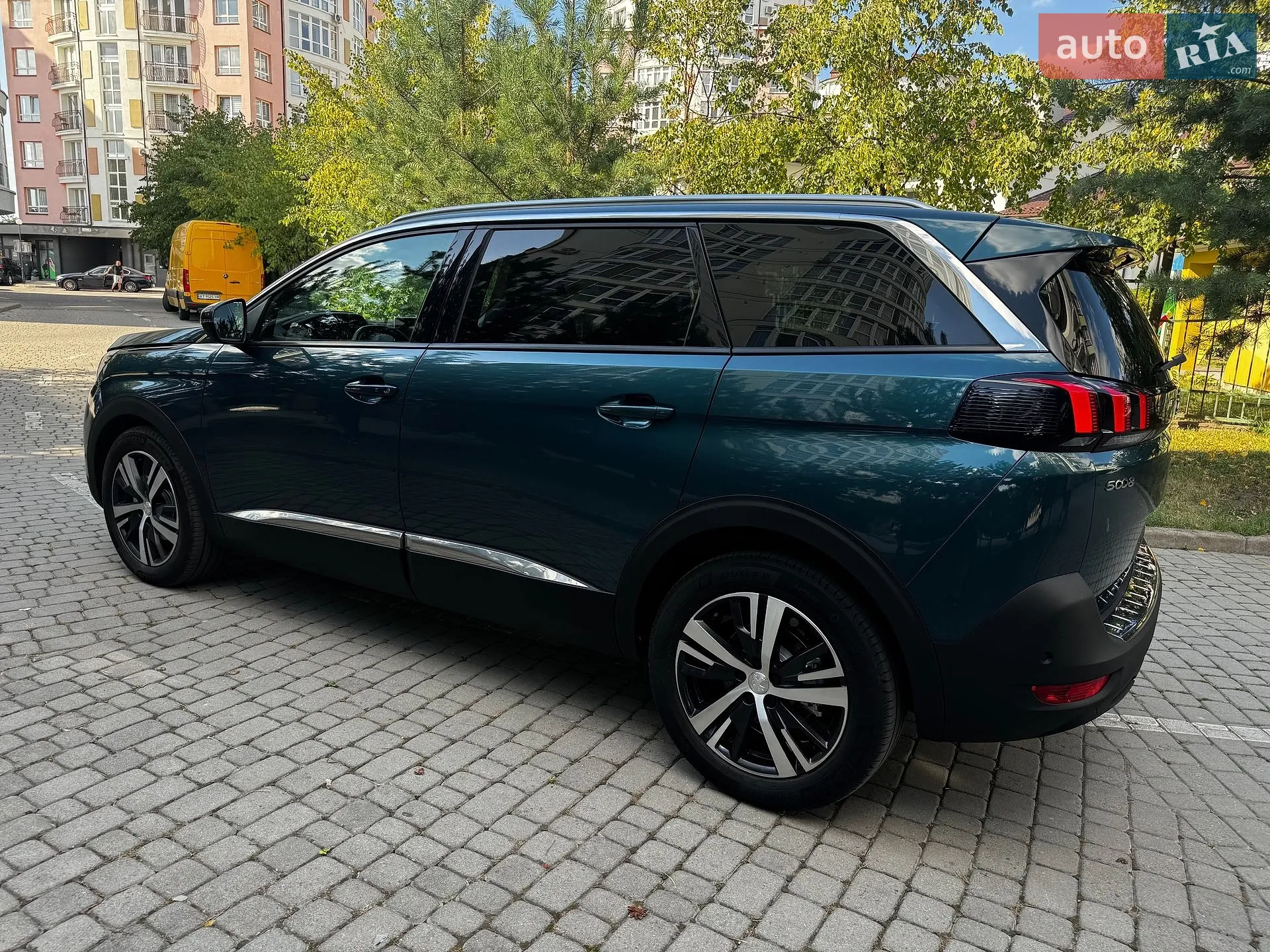 2019 Peugeot 5008 - мініатюра 17