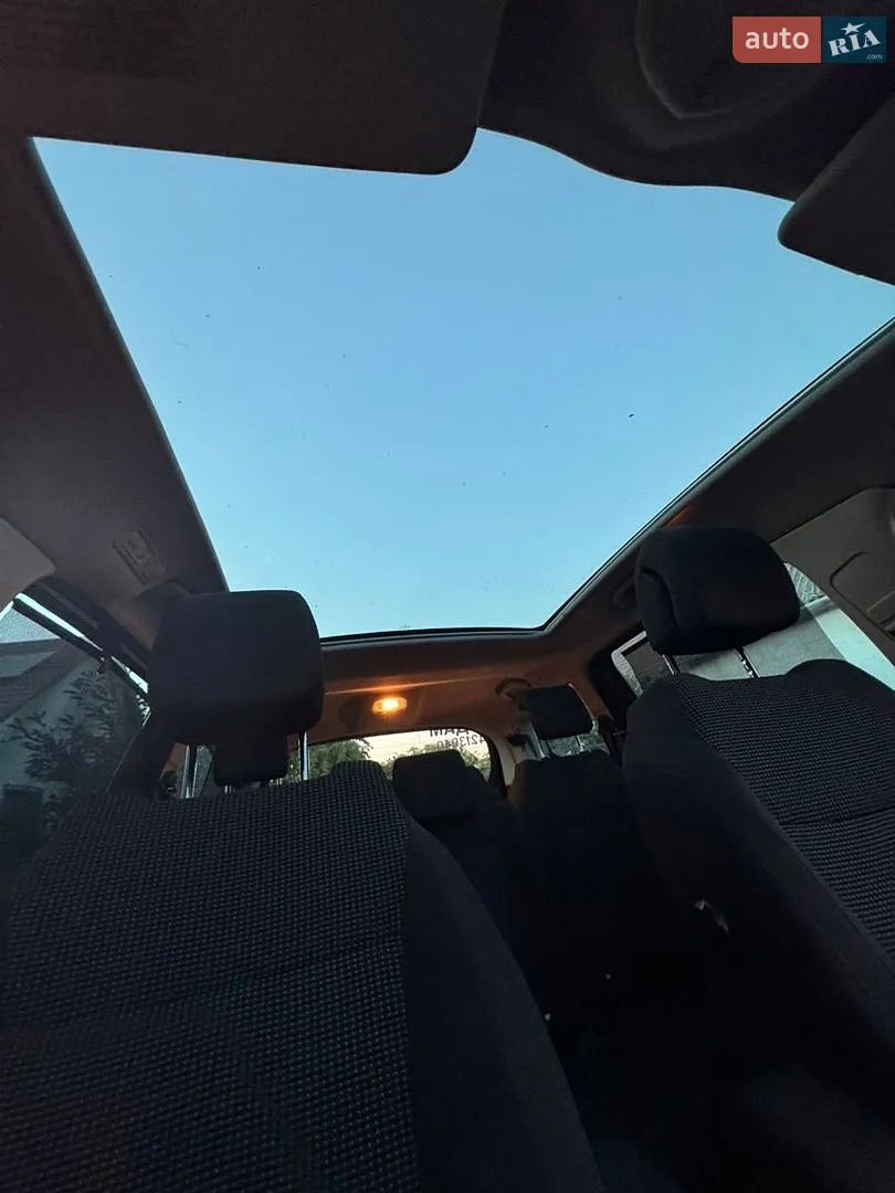 2011 Peugeot 5008 - мініатюра 21