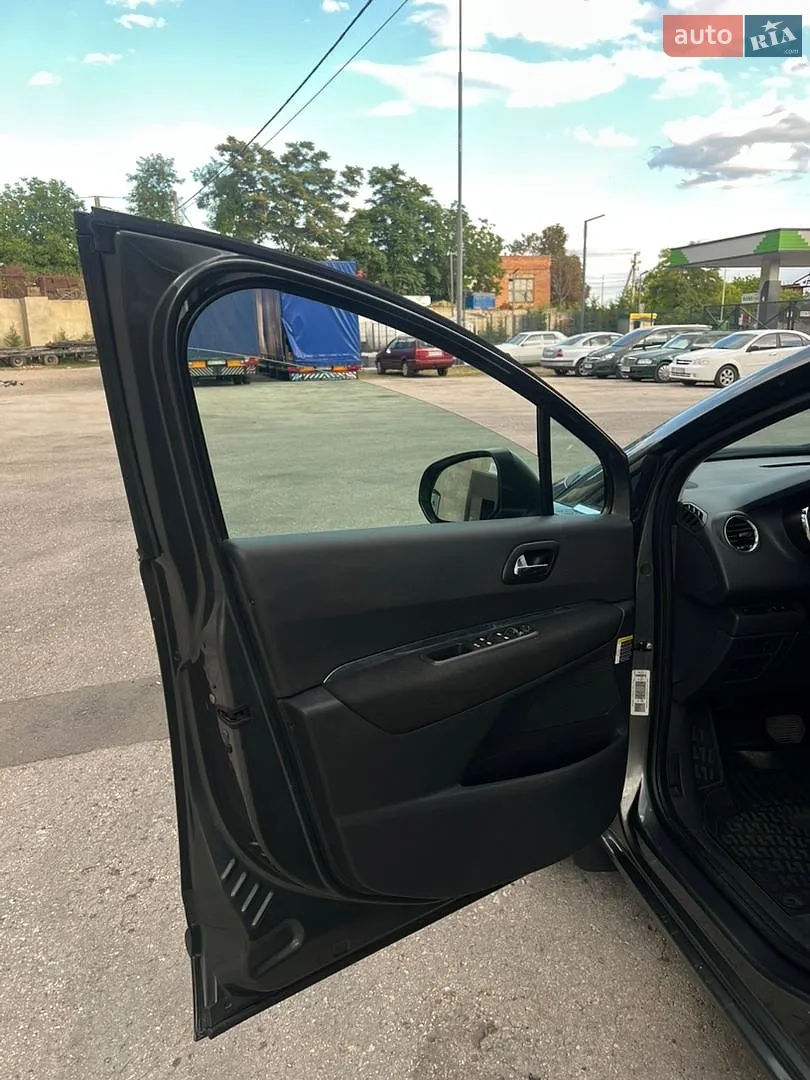 2010 Peugeot 5008 - мініатюра 7