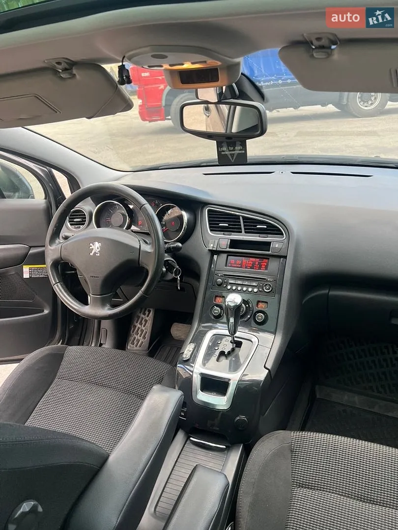 2010 Peugeot 5008 - мініатюра 15