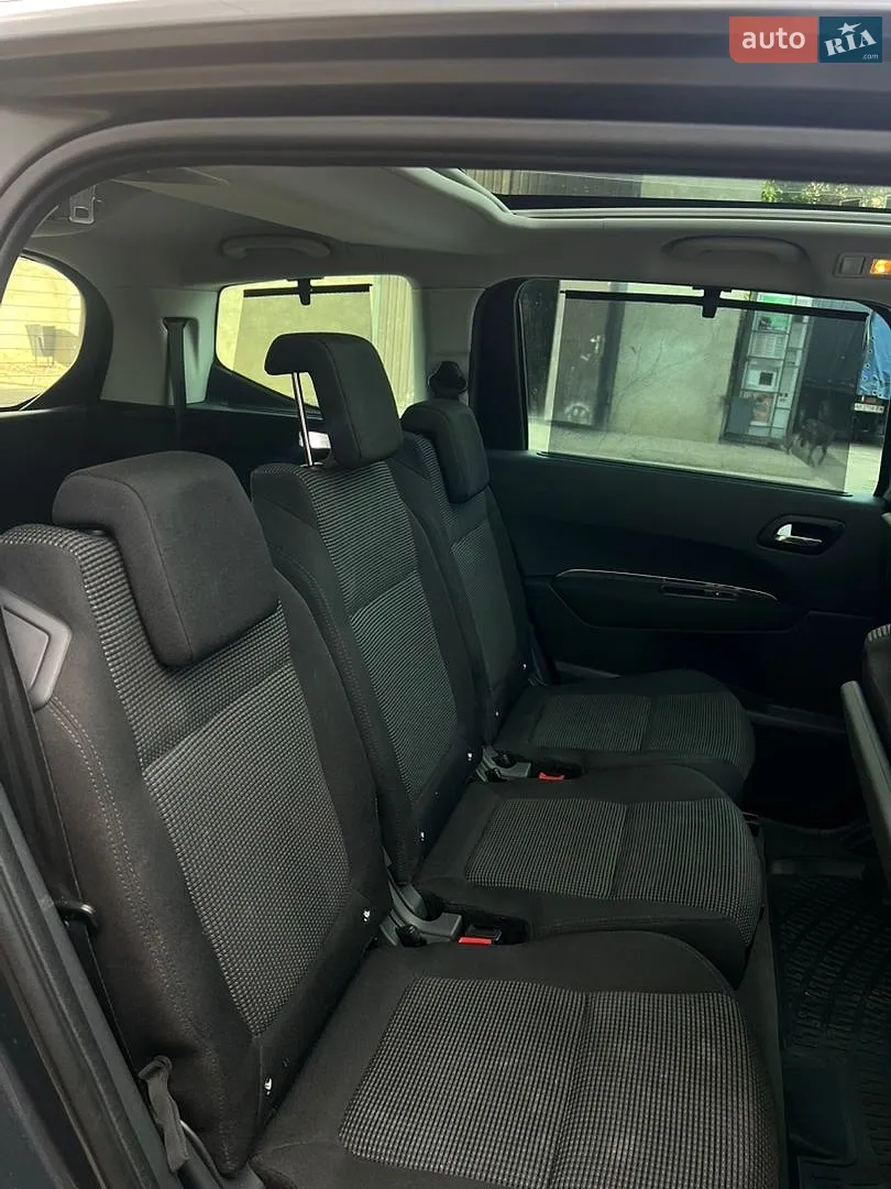 2010 Peugeot 5008 - мініатюра 19