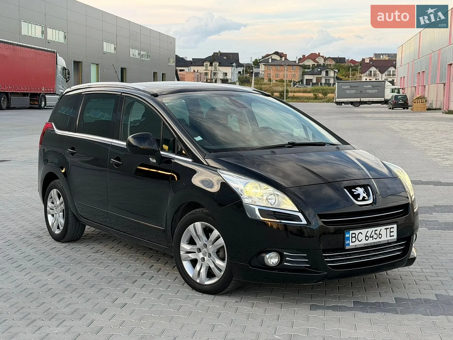 2010 Peugeot 5008 - мініатюра 15