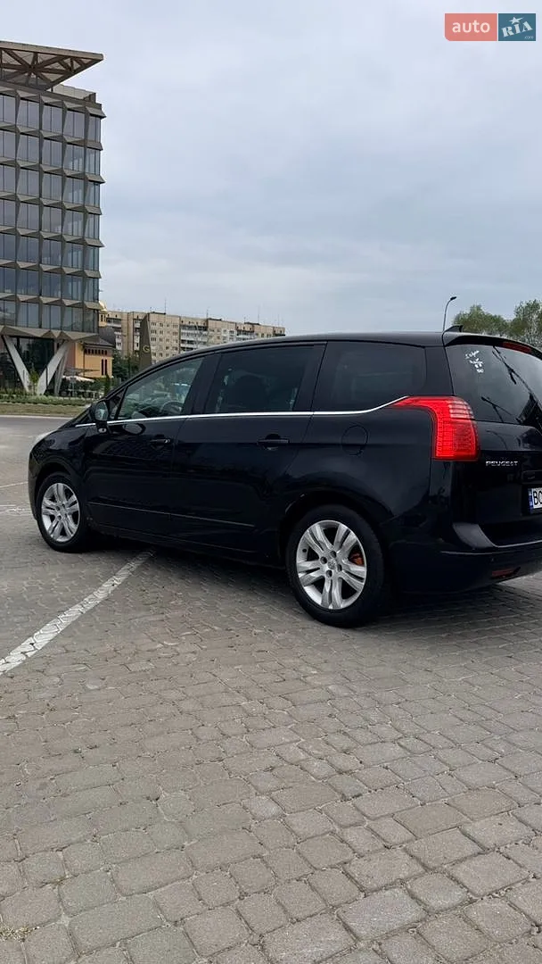 2010 Peugeot 5008 - мініатюра 15