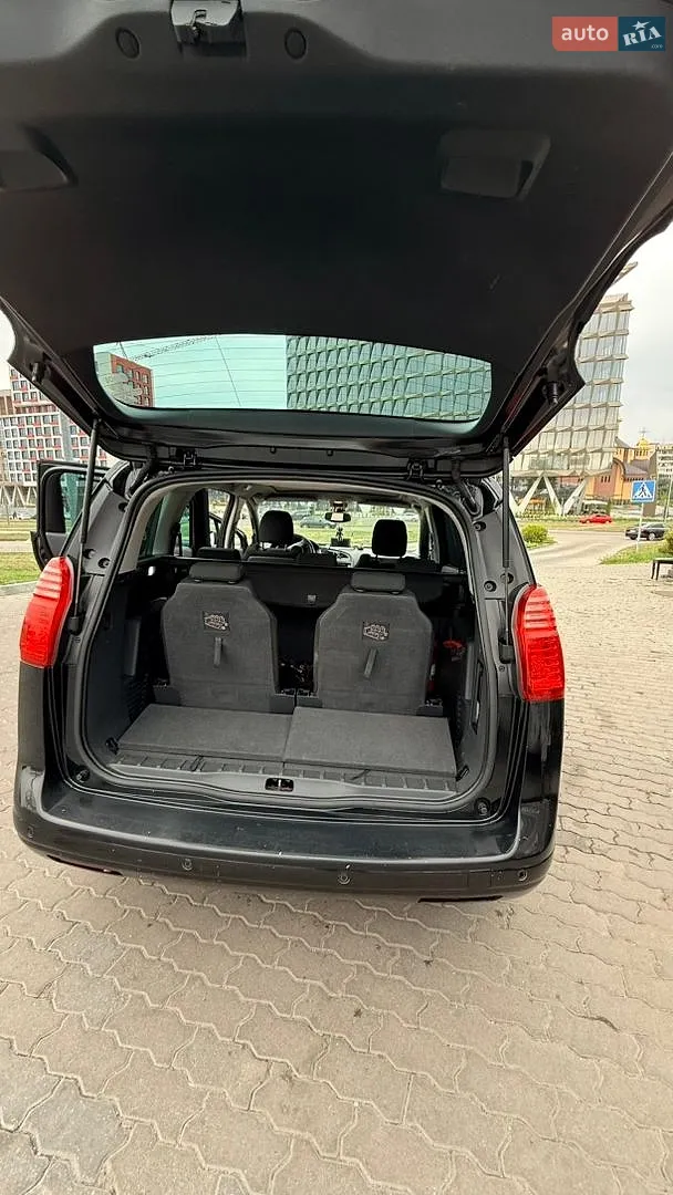 2010 Peugeot 5008 - мініатюра 27
