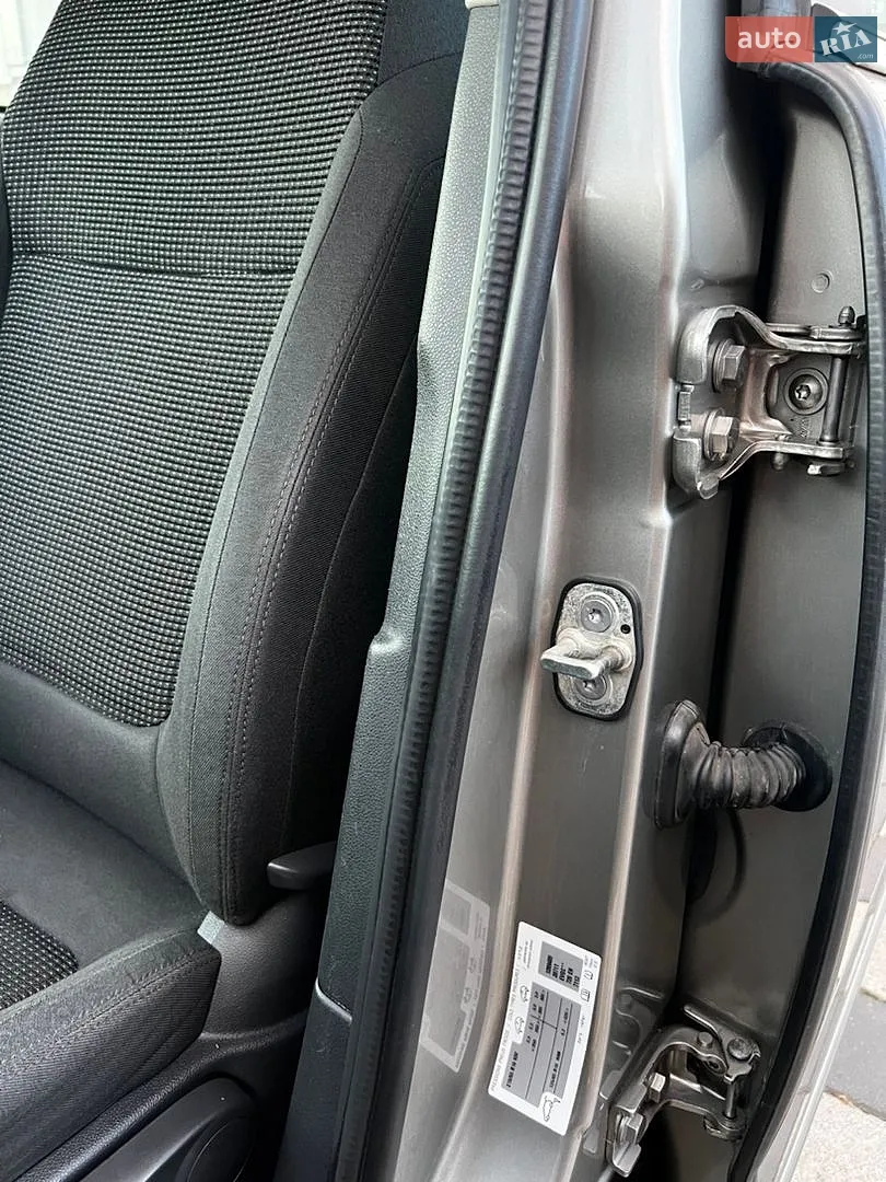 2012 Peugeot 5008 - мініатюра 37