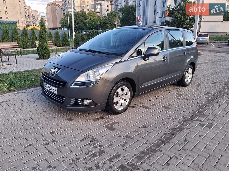 Peugeot 5008