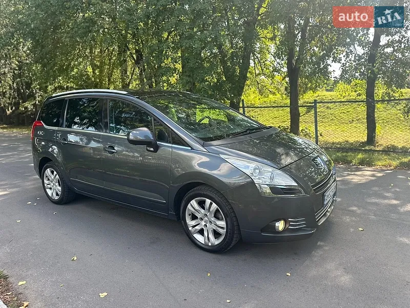 Peugeot 5008