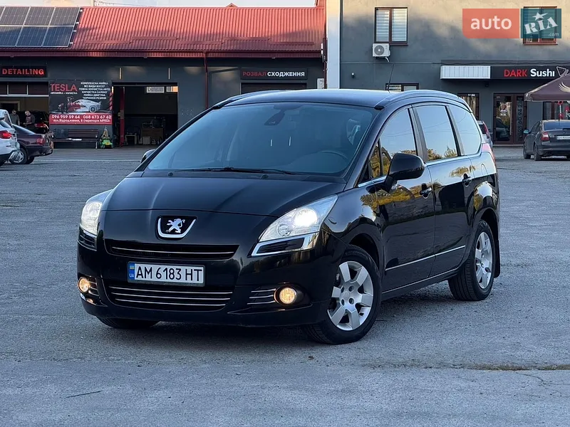Peugeot 5008 2012
