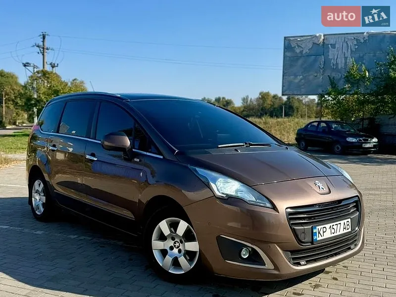Peugeot 5008