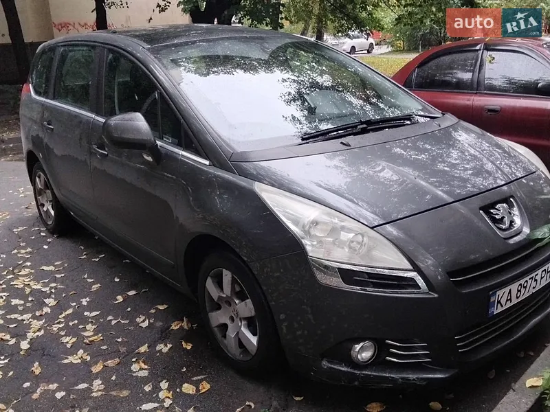 Peugeot 5008