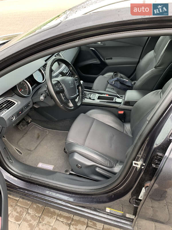 Универсал Peugeot 508 2015 в Комарному