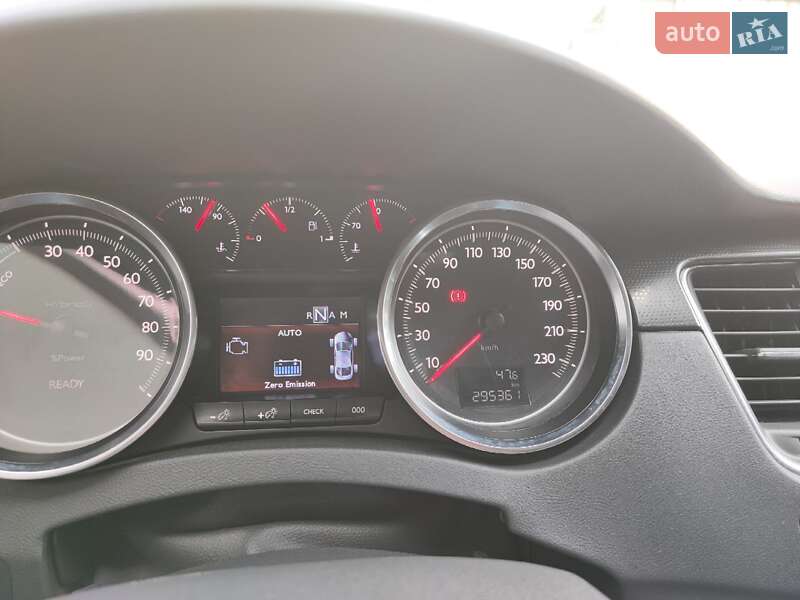 Седан Peugeot 508 2012 в Чернівцях