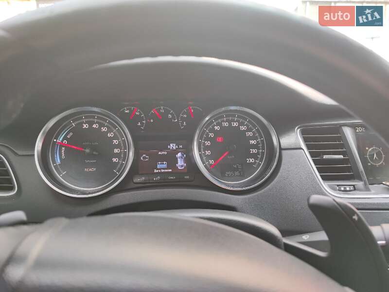 Седан Peugeot 508 2012 в Чернівцях