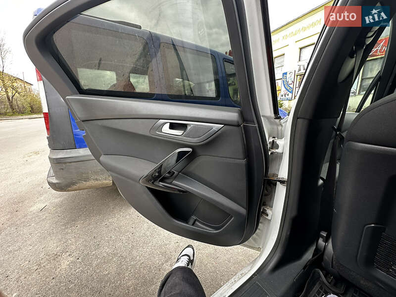 Седан Peugeot 508 2013 в Дрогобыче