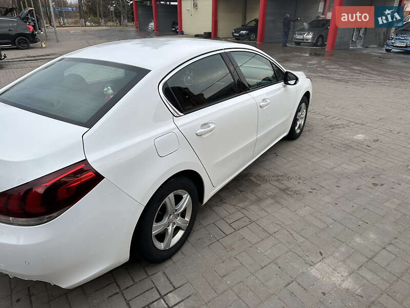 Седан Peugeot 508 2015 в Дубні