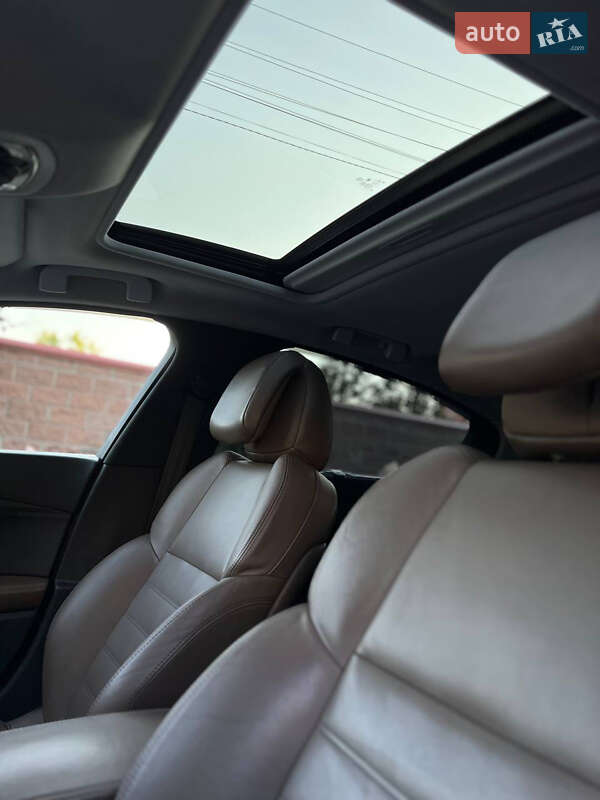 Седан Peugeot 508 2015 в Львове