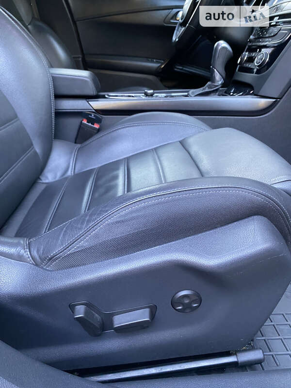 Седан Peugeot 508 2012 в Волочиске