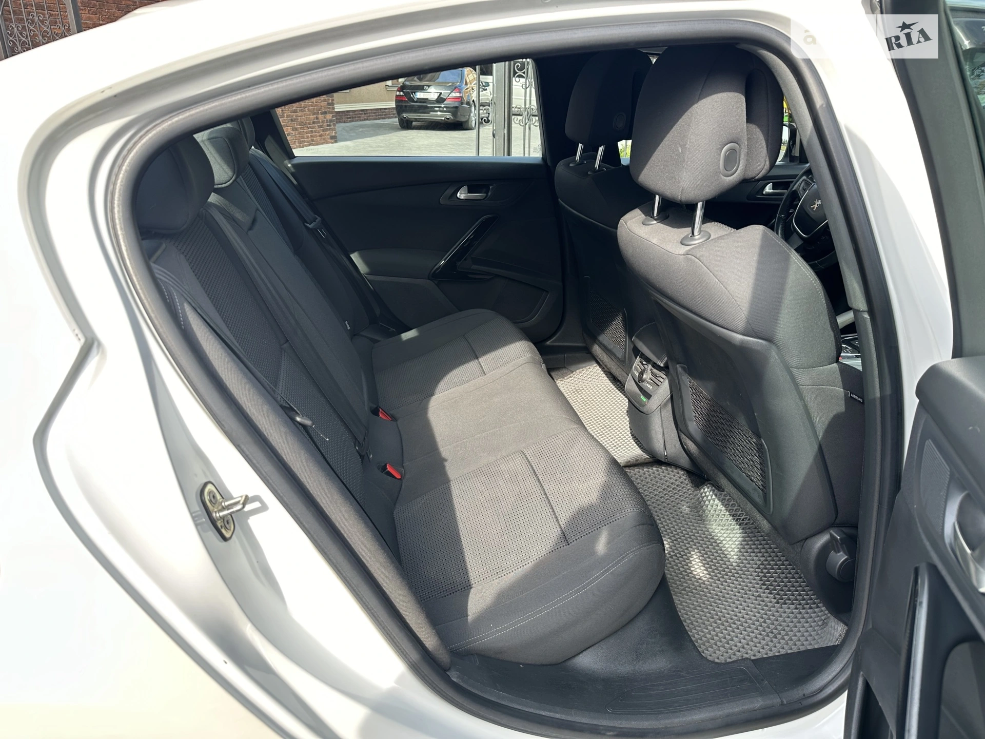 2011 Peugeot 508 - мініатюра 2