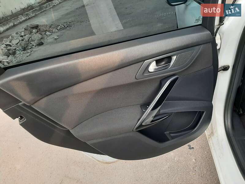 Седан Peugeot 508 2012 в Кременчуці