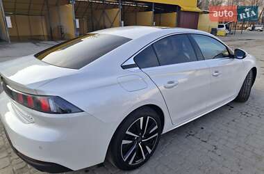 Фастбэк Peugeot 508 2020 в 