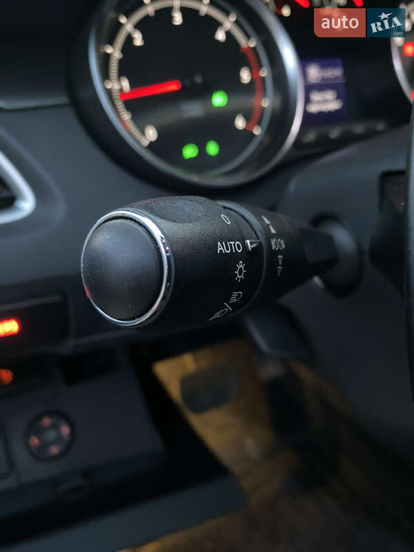 Седан Peugeot 508 2012 в Волочиске