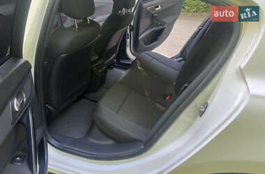 Седан Peugeot 508 2011 в 