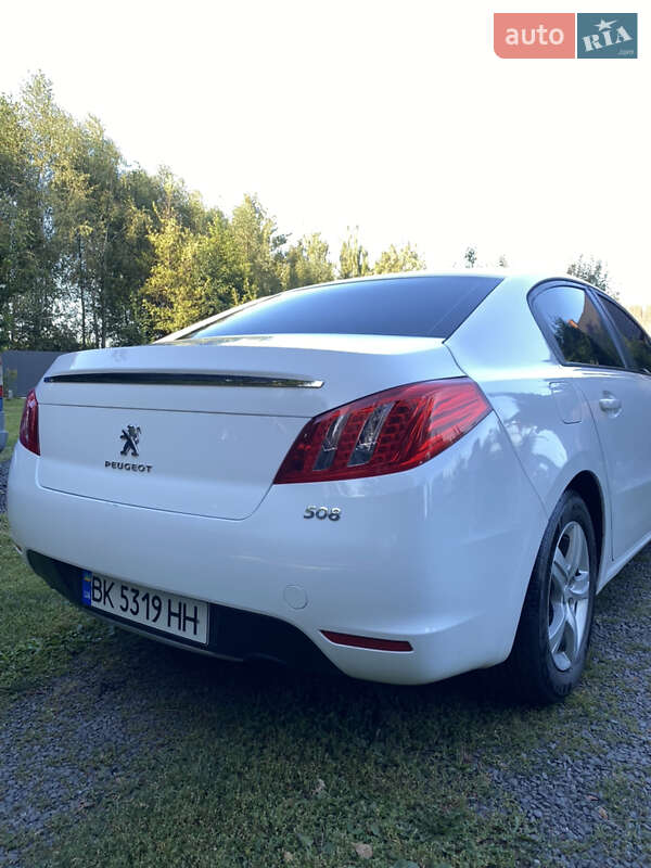 Седан Peugeot 508 2013 в Володимирці