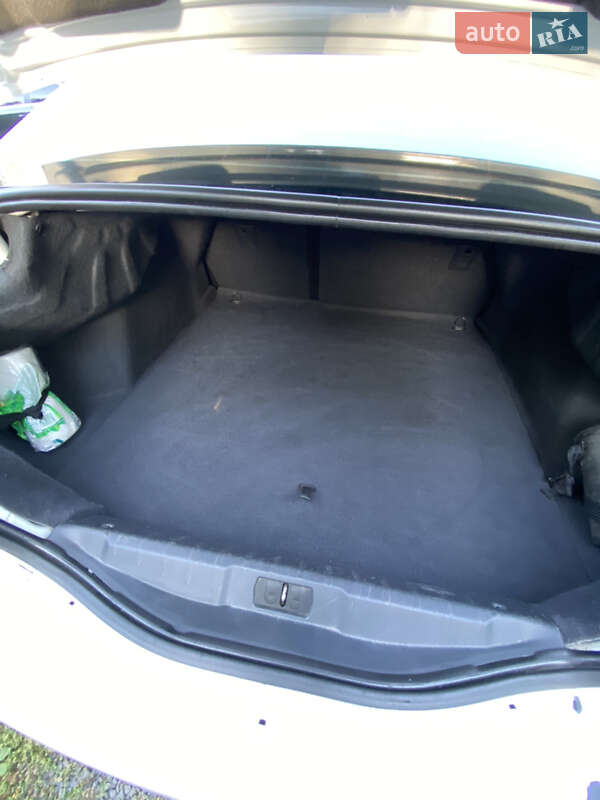 Седан Peugeot 508 2013 в Володимирці