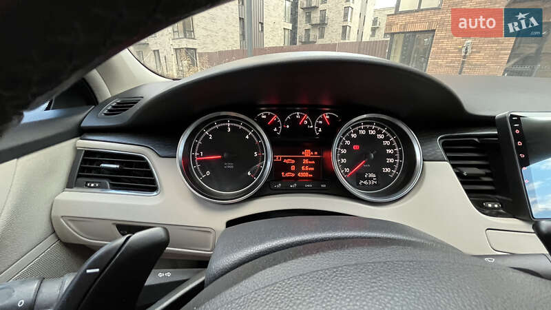 Седан Peugeot 508 2011 в Ивано-Франковске