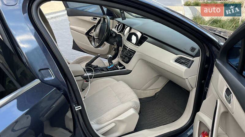 Седан Peugeot 508 2011 в Ивано-Франковске