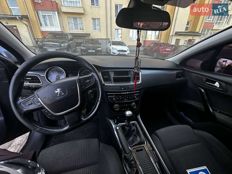 Седан Peugeot 508 2011 в Львове