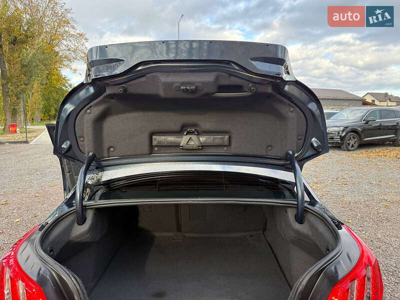 Седан Peugeot 508 2014 в Стрию
