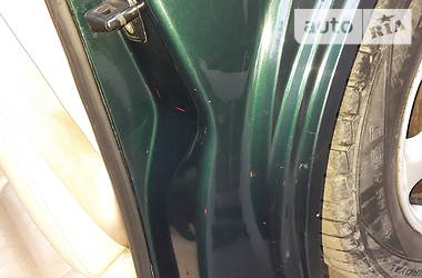 Седан Peugeot 605 1998 в 