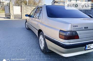 Седан Peugeot 605 1992 в 