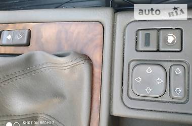 Седан Peugeot 605 1992 в 