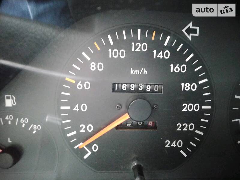 Седан Peugeot 605 1991 в Києві фото 14 Седан Peugeot 605 1991 в Києві