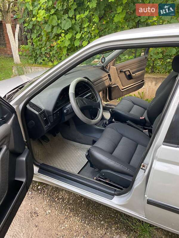 Седан Peugeot 605 1992 в Луцьку фото 19 Седан Peugeot 605 1992 в Луцьку