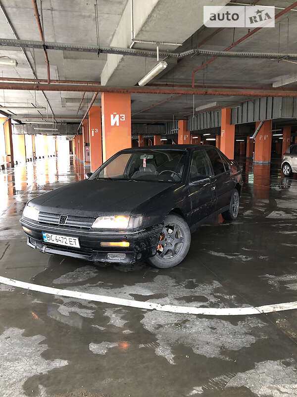 Peugeot 605 1990