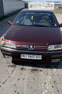 Седан Peugeot 605 1990 в Буче