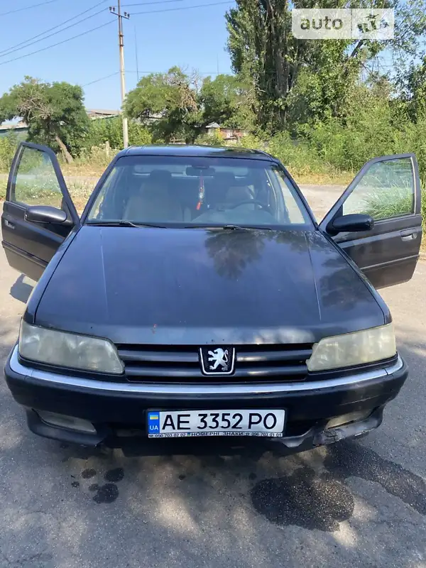 Peugeot 605
