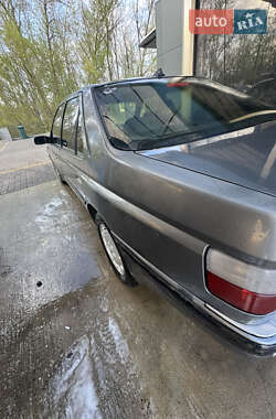 Седан Peugeot 605 1990 в 